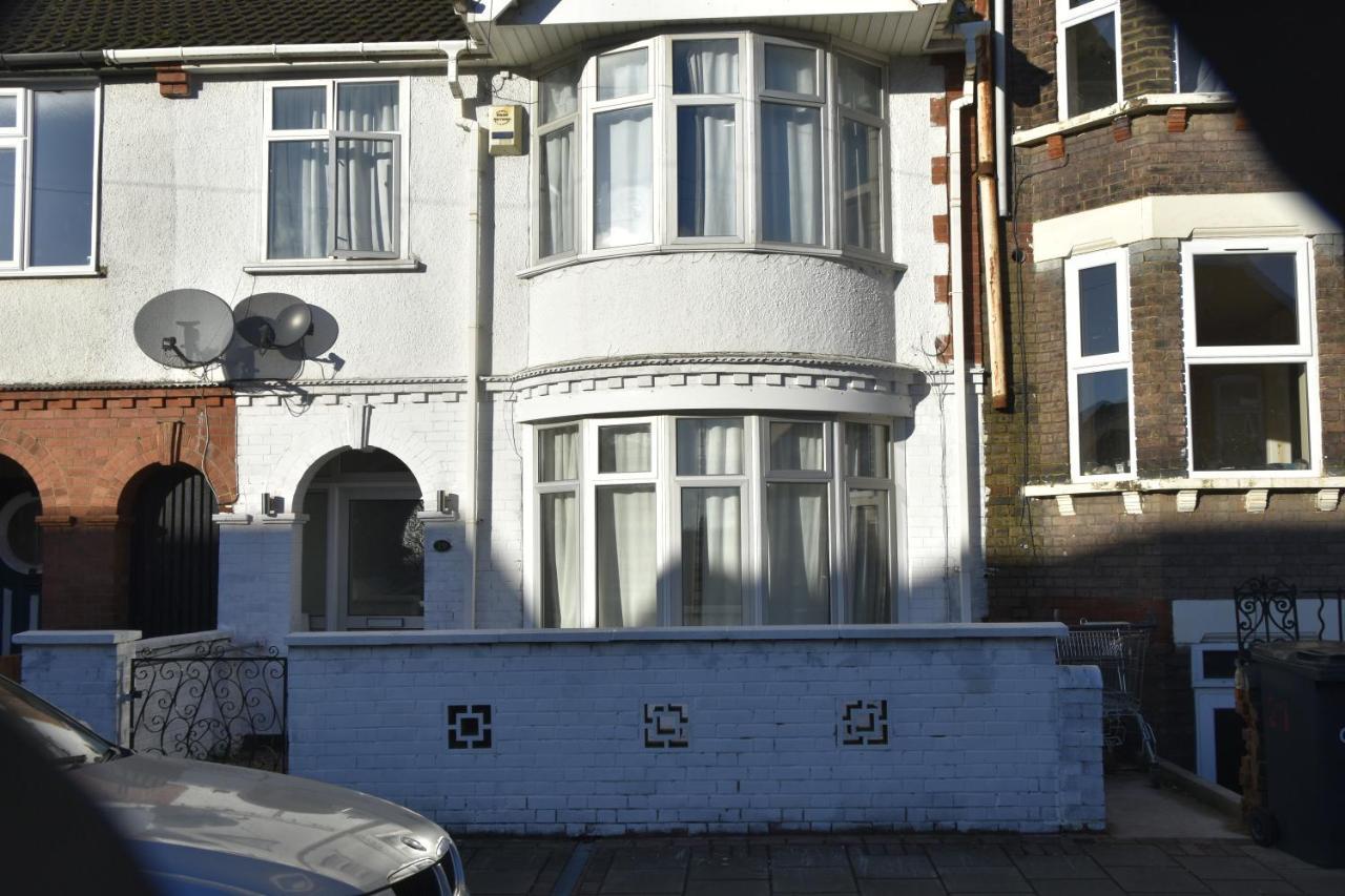Clarendon House Luton (Bedfordshire) Exterior photo